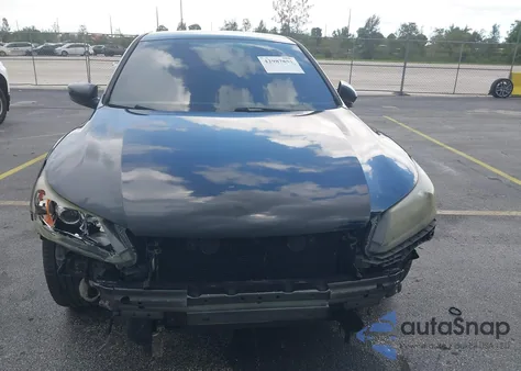 2015 Honda Accord Sport z USA, uszkodzony, nr VIN 1HGCR2F50FA234175